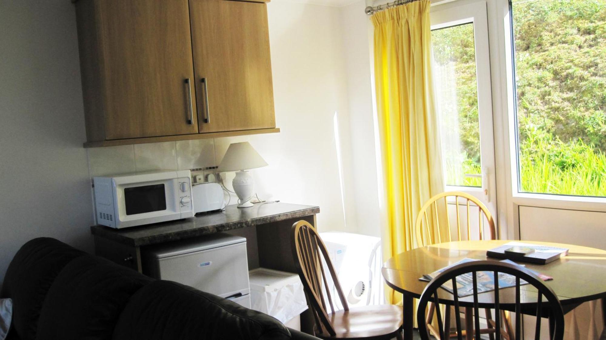 Freshwater Bay Holiday Cottages Pembroke Szoba fotó